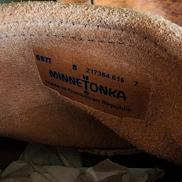 Minnetonka Double Fringe Side Zip Boot Size 8 Great Condition - Picture 9 of 10